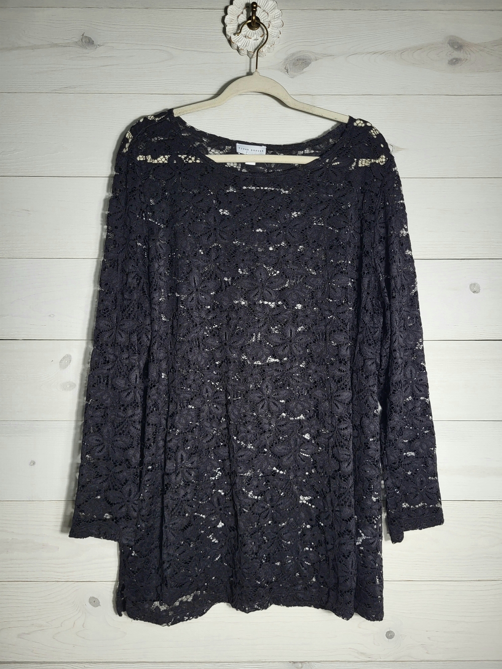 Susan Graver Women's Black Floral Lace Long-Sleeve Flowy Tunic Plus Size.